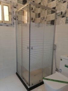 تصميم حمامات بالكويت - 51113865 - فني حمامات بالكويت - صحي صيانة الكويت 2 بانيو شاور